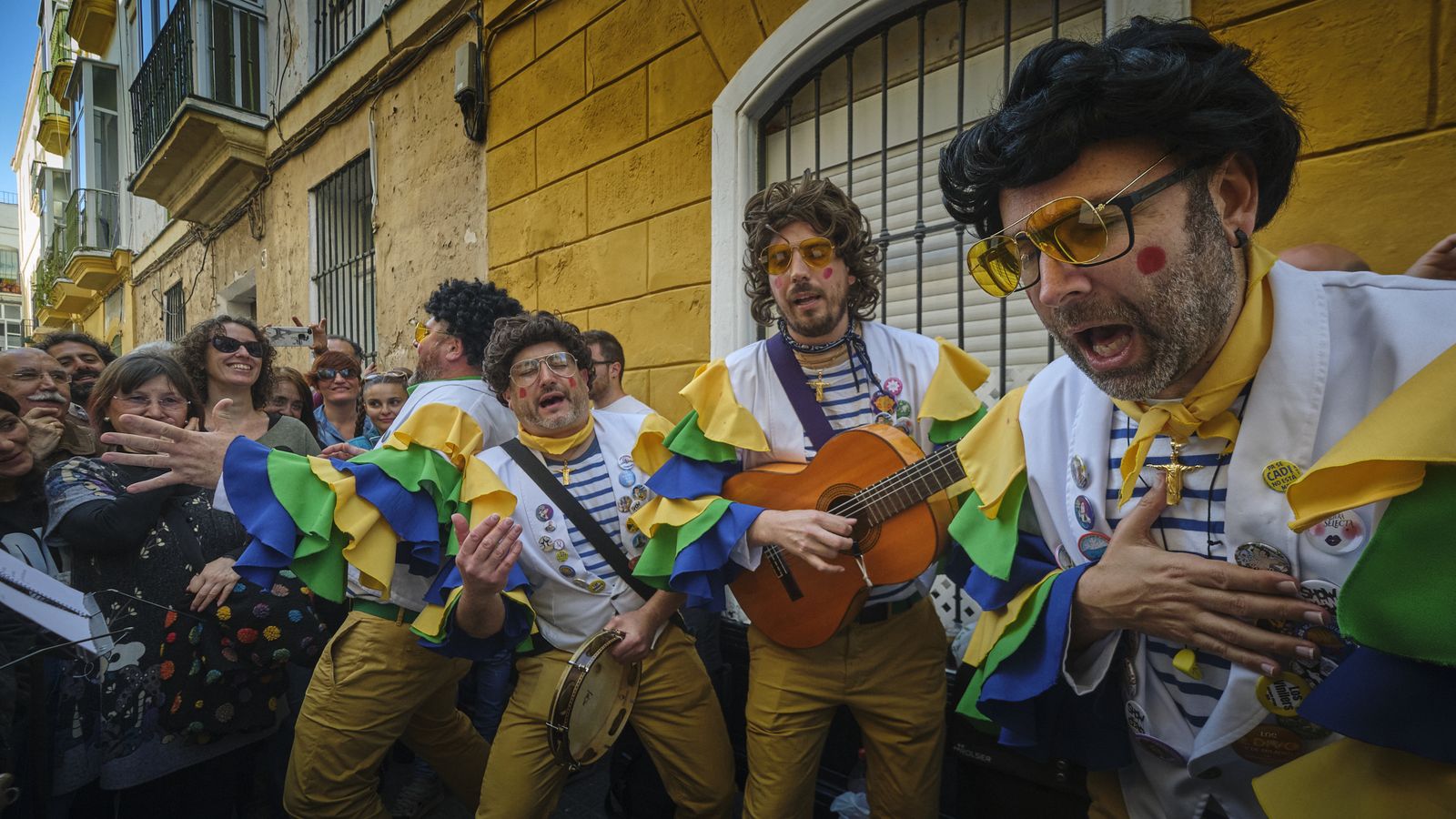 Las fotos del ambiente callejero durante el Carnaval Chiquito