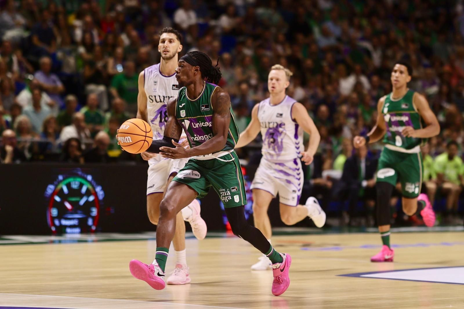 La fiesta por la Copa Intercontinental en el Carpena