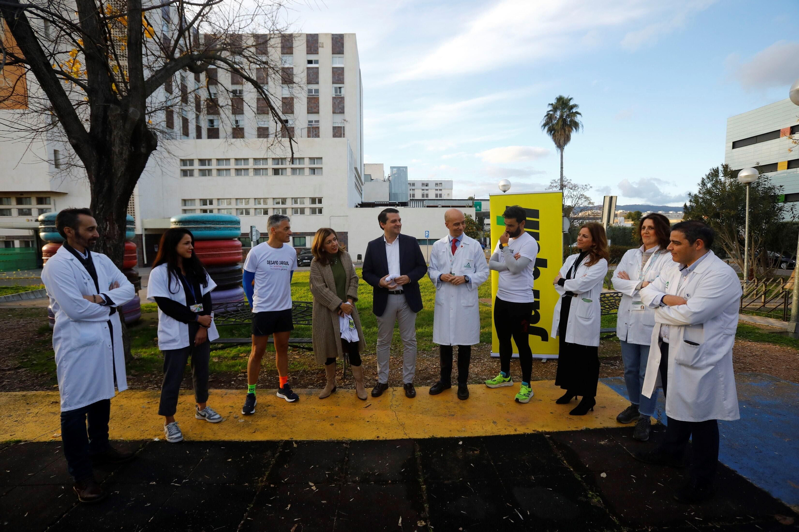 El I Desafío Deportivo Solidario Jarquil parte del Hospital Reina Sofía de Córdoba, en imágenes