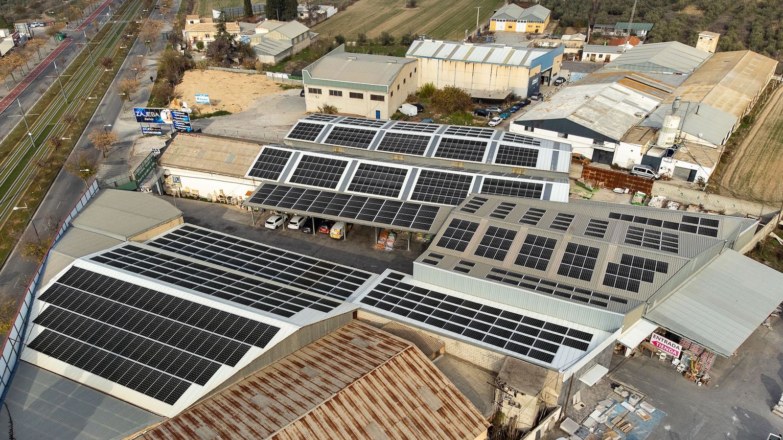 Soldelia lanza la primera comunidad solar para empresas y autónomos en Maracena con ahorros de hasta el 40% en su factura eléctrica