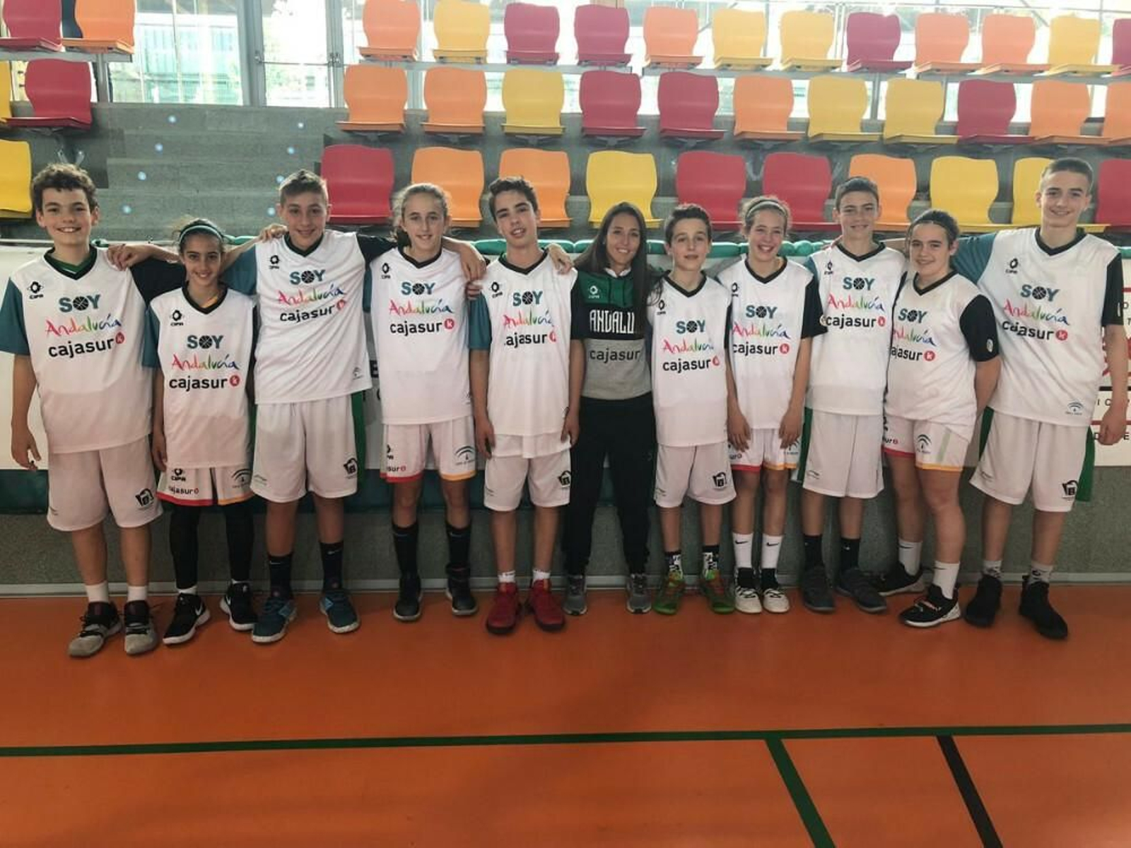 Los 10 malagueños con las selecciones andaluzas de Minibásket.