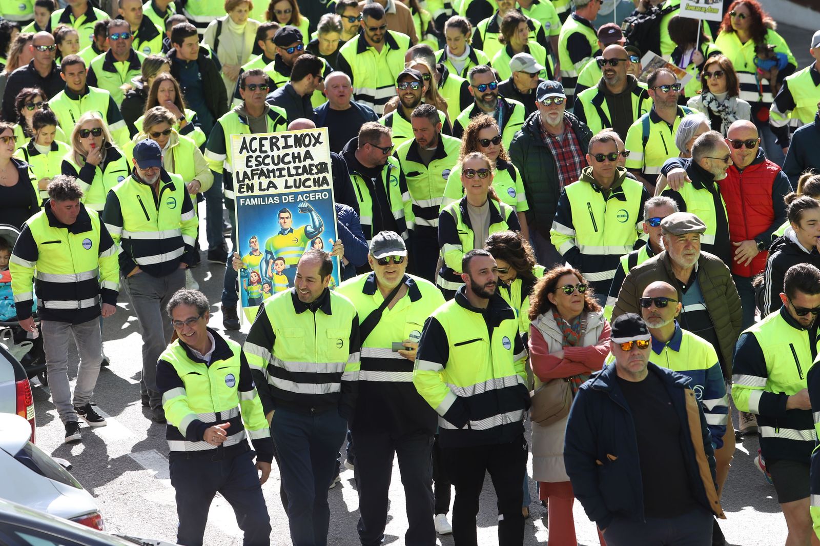 Las fotos de la manifestación de los trabajadores en huelga de Acerinox en Algeciras