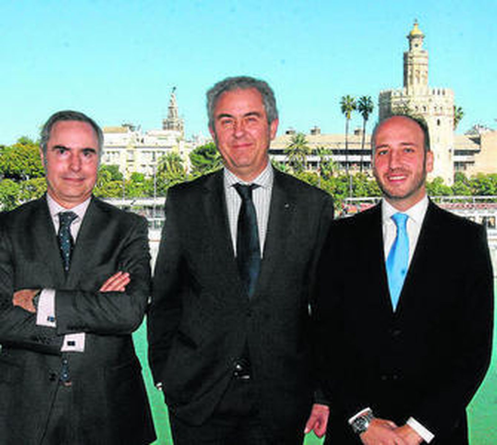 Jaime García, director de ISS en Andalucía; Joaquim Borrás, presidente ejecutivo de ISS España, y César Martín-Duarte, gerente de ISS España.