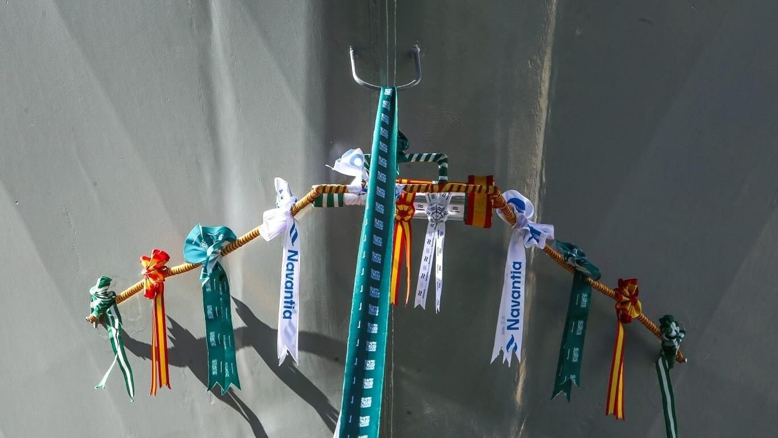 Así ha sido la botadura de la corbeta 'Unayzah' en Navantia San Fernando