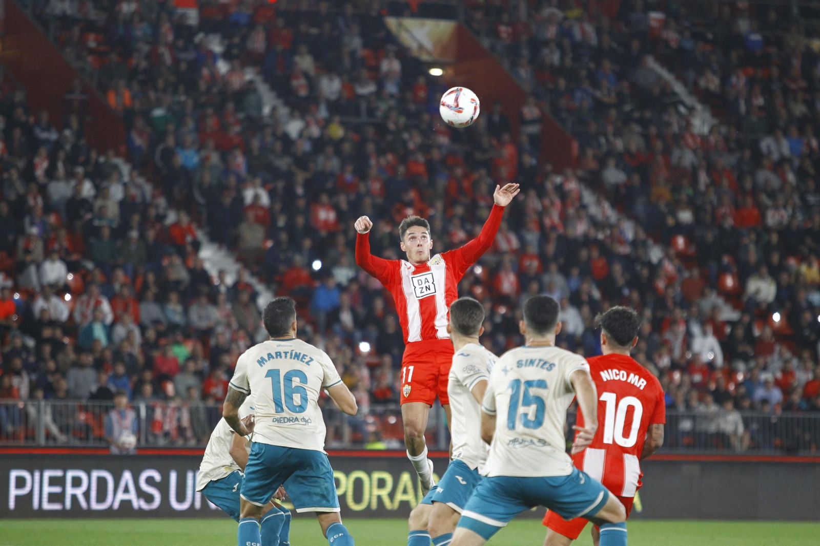 Las mejores imágenes del partido de fútbol U.D. Almería-Córdoba C.F.