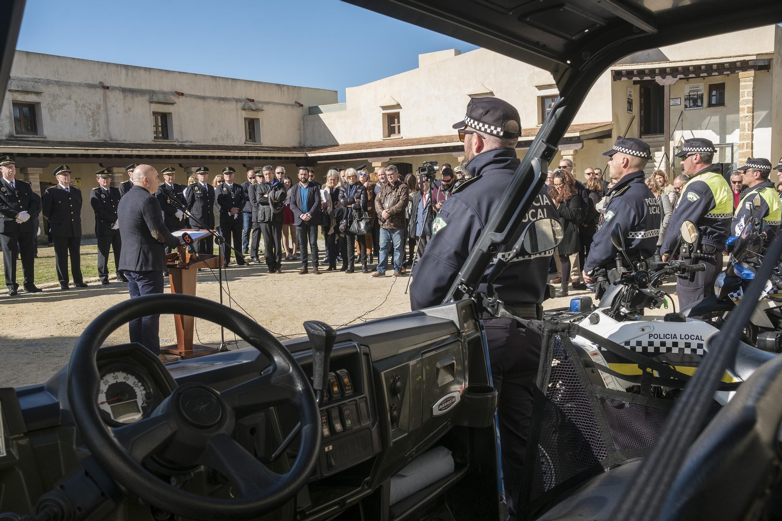 David Navarro, durante la inauguración de una exposición sobre los 180 de la Policía Local.