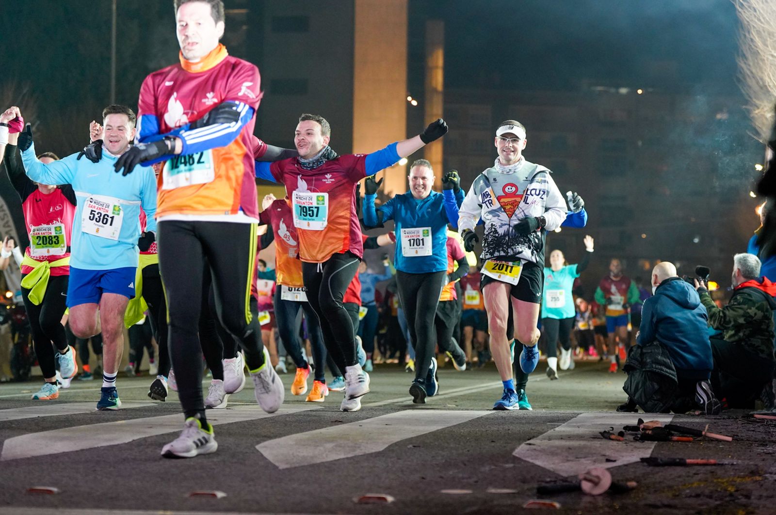 En imágenes: búscate en tu llegada a meta de la Carrera de San Antón 2026 (14)