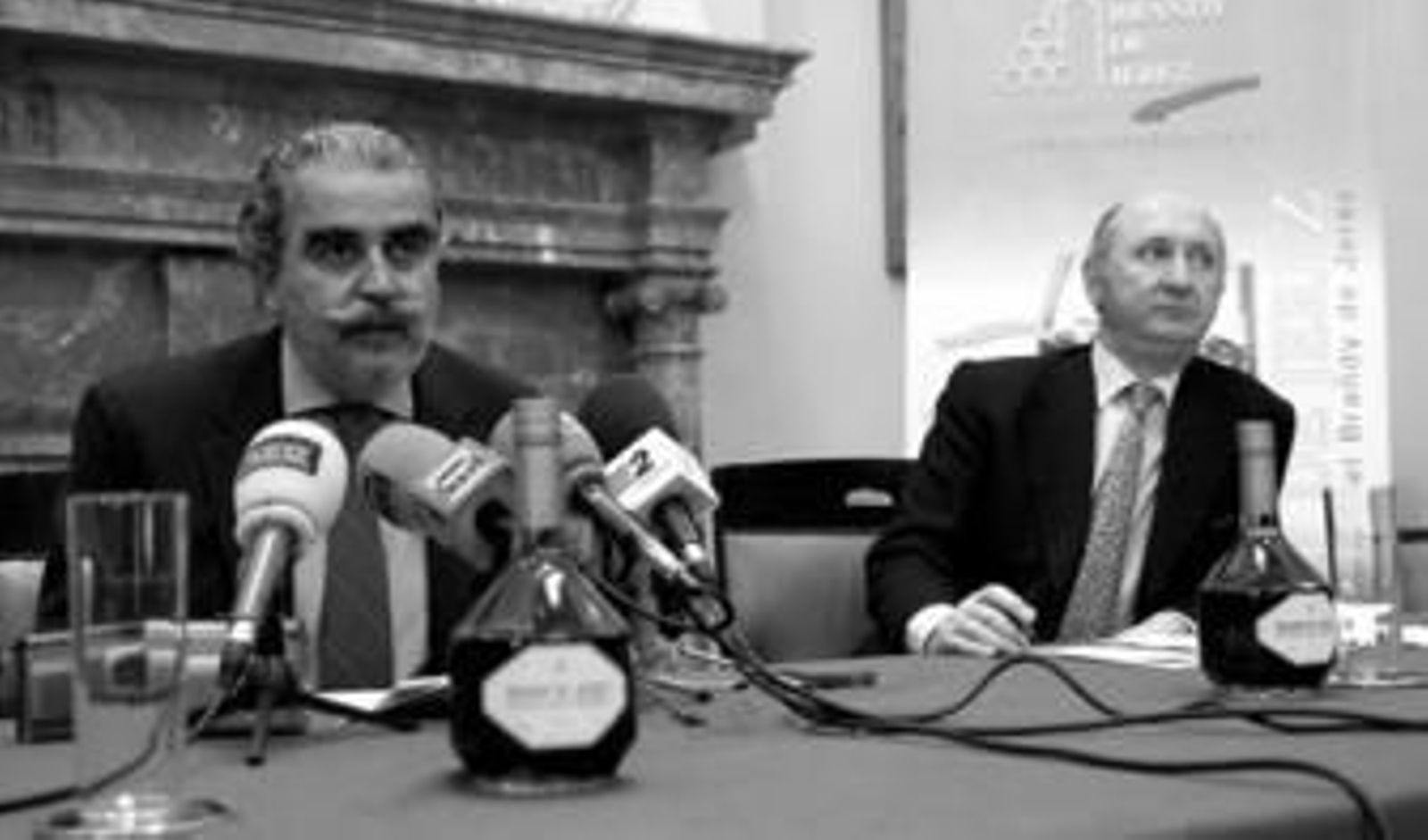 Evaristo Babé y Ricardo Rebuelta, ayer durante su comparecencia en el Consejo Regulador.