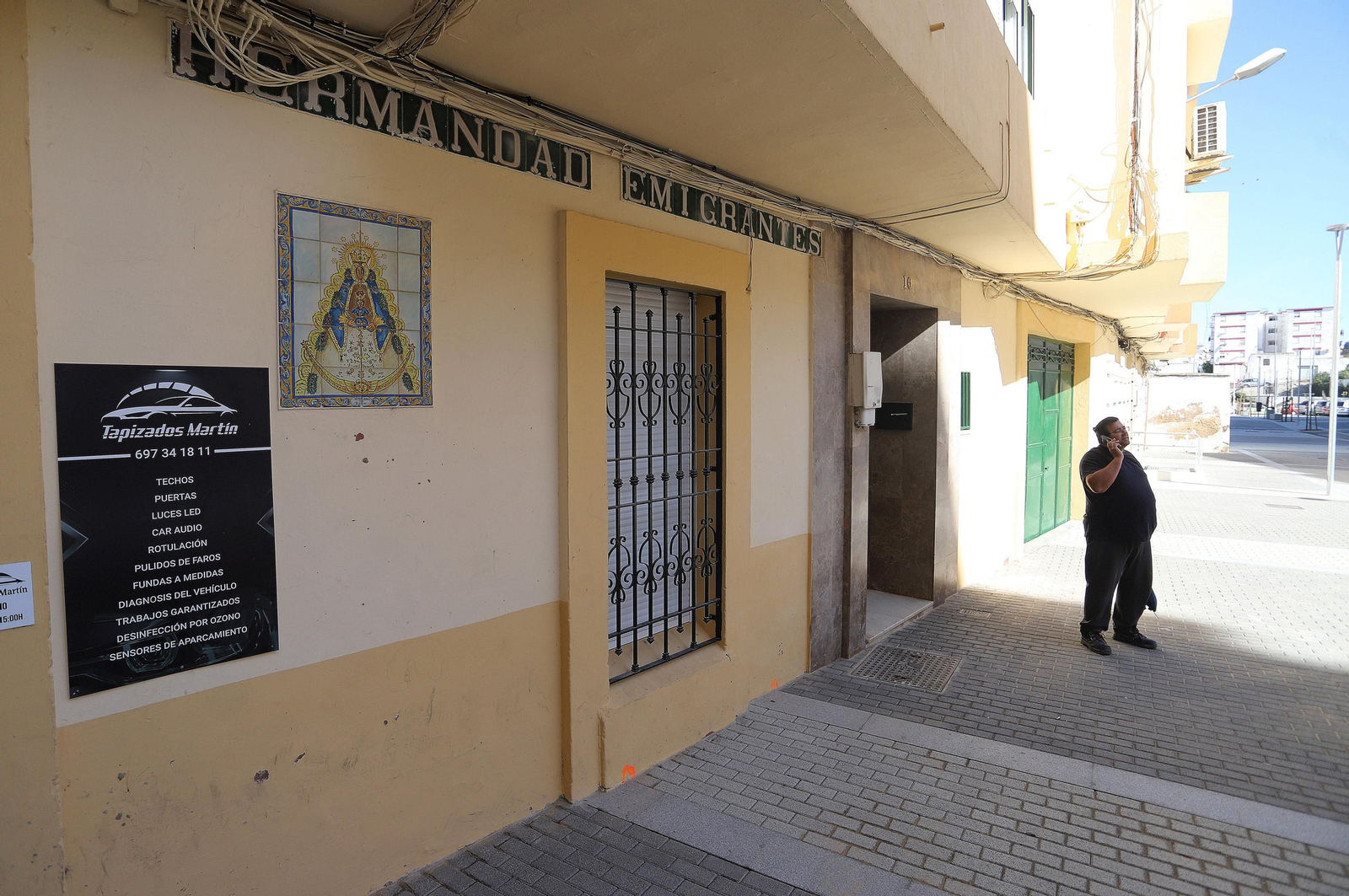 Barrio a Barrio: Imágenes de la Barriada de Los Dolores