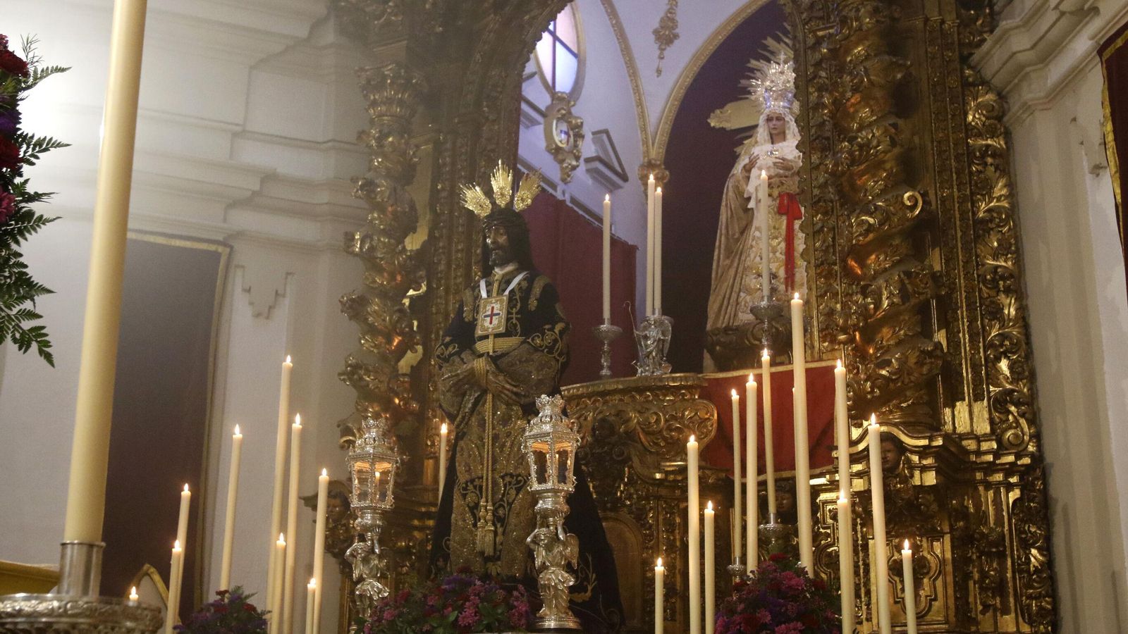 Veneración de los fieles al Señor Rescatado en 2021.