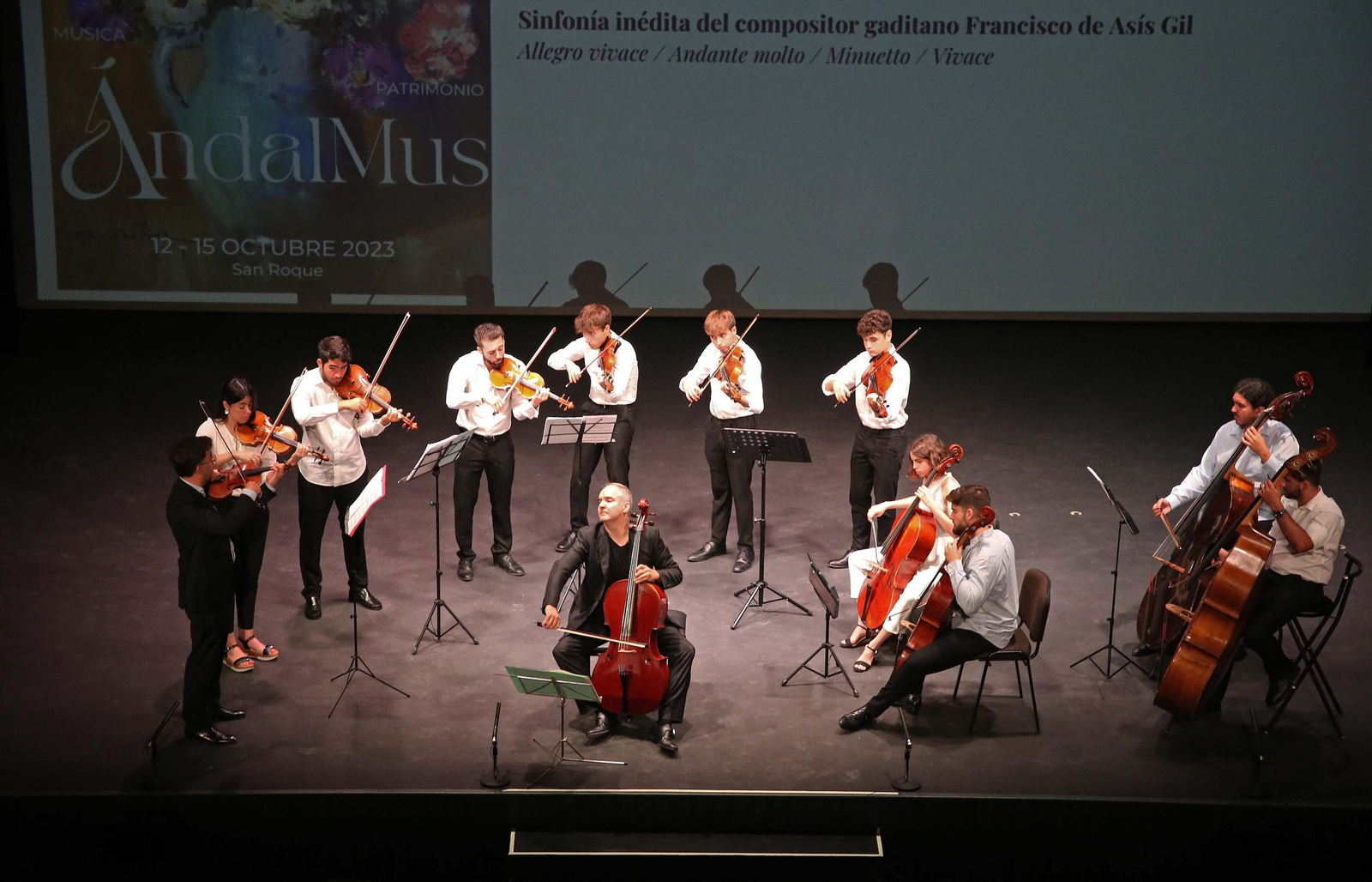 La interpretación de la sinfonía inédita de Aldo Mata, en imágenes