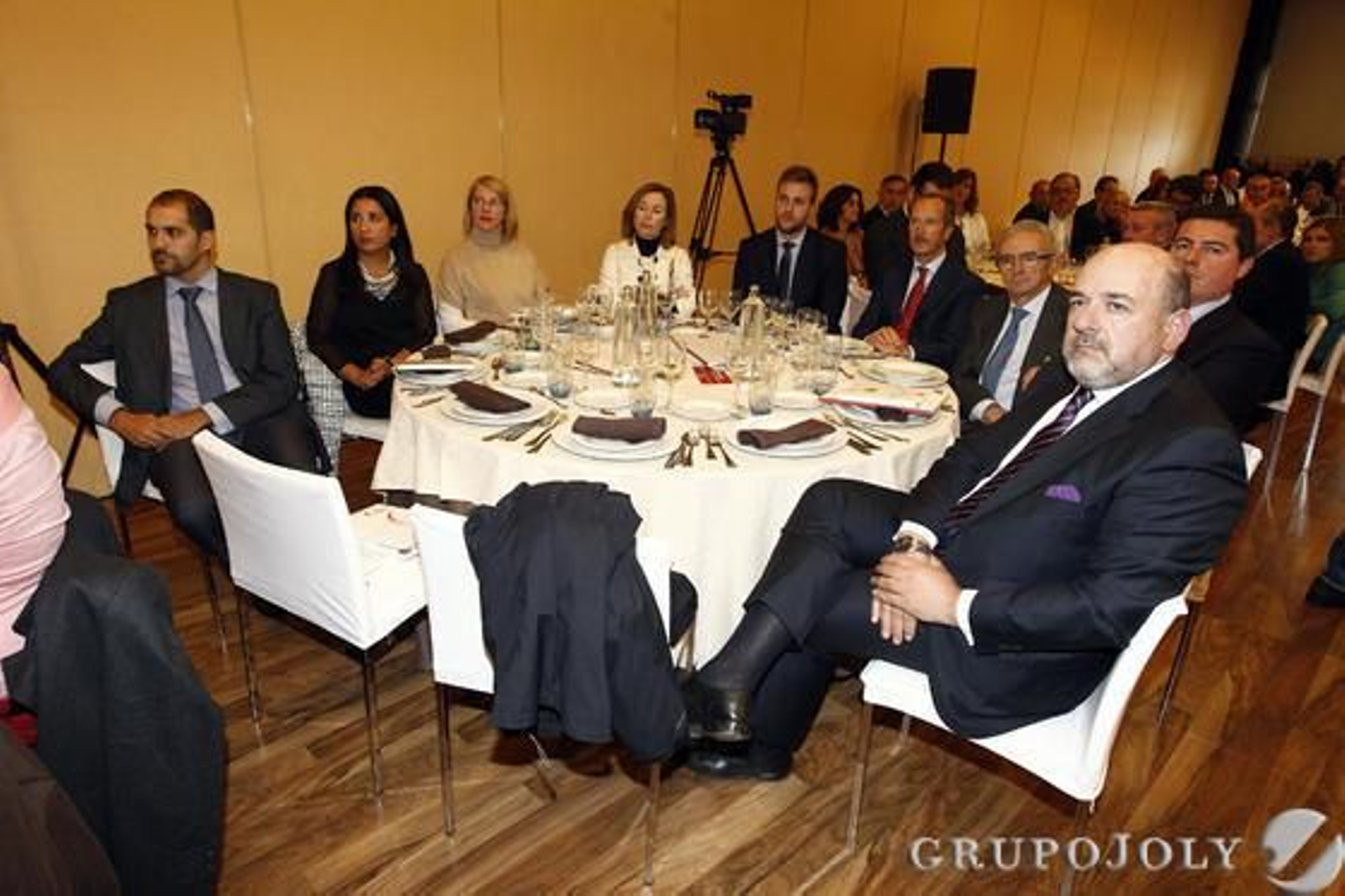 Cariño Trujillo, Emilia Gómez, Adela Liñán, Joaquín Ruso, Antonio Sánchez, Juan Ramón Olmos, Carlos Bocanegra y Luis Chacón Martín.

Foto: Pepe Villoslada y Alex Cámara