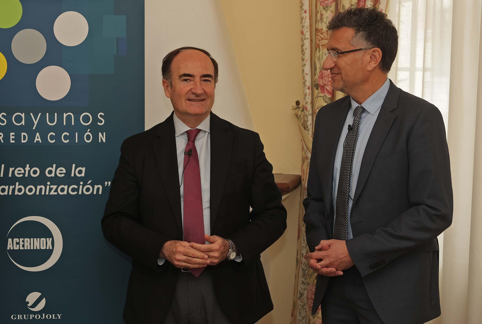 Desayunos de Redacción: 'El reto de la descarbonización', en imágenes