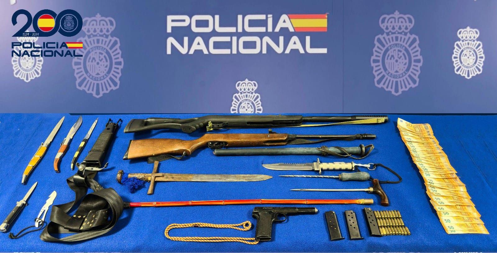 Objetos sustraídos por la Policía Nacional.