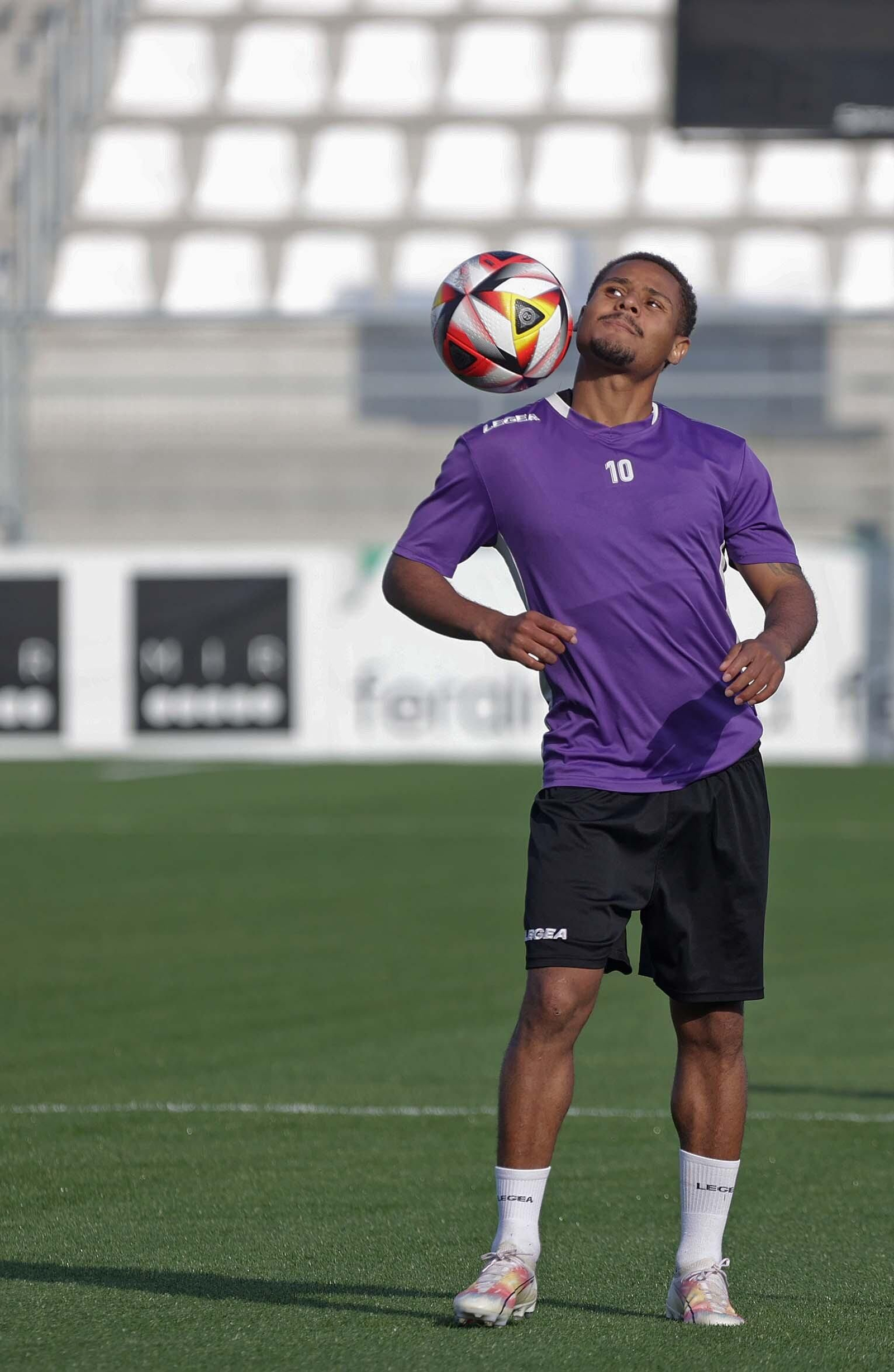 La vuelta a los entrenamientos de la Balona después del descanso de Navidad, en imágenes