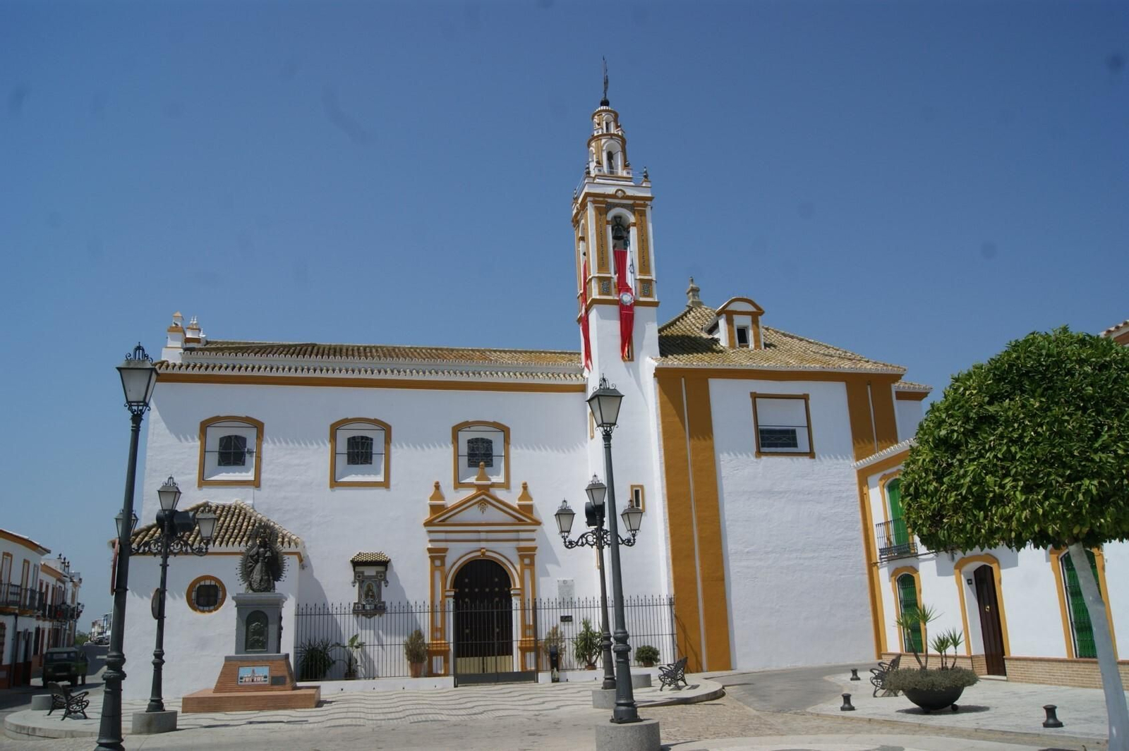 Ruta capillita: una docena de templos que no debes perderte en el Condado de Huelva