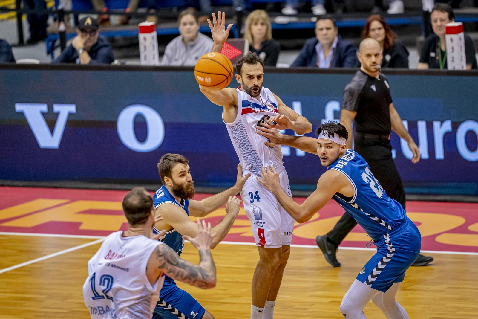 Las fotos del Obradoiro - Betis Baloncesto
