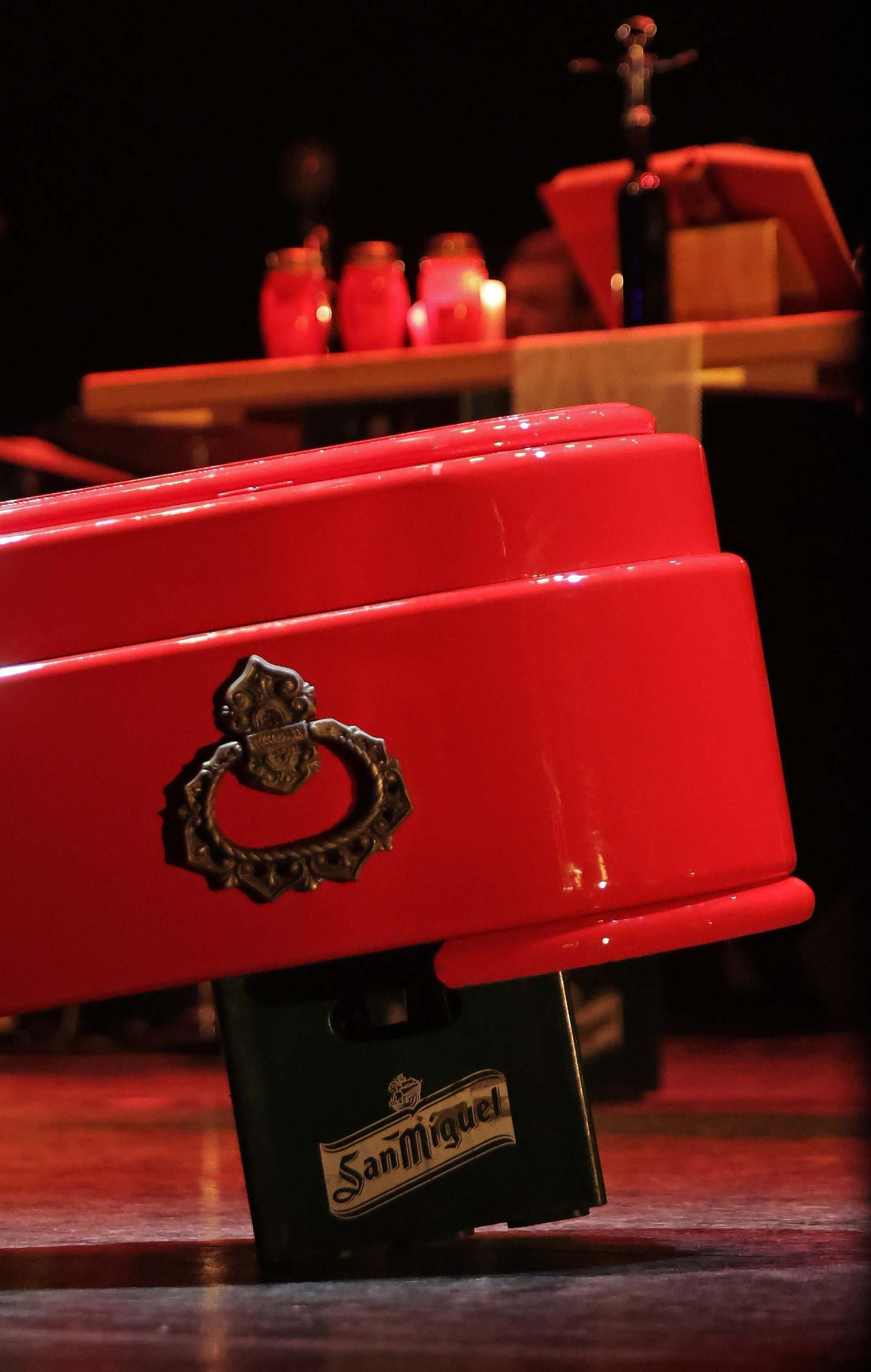 Fotos del espectáculo 'El bar nuestro de cada día' de Antonio Romera 'Chipi' en Algeciras Fotos del espectáculo 'El bar nuestro de cada día' de Antonio Romera 'Chipi' en Algeciras