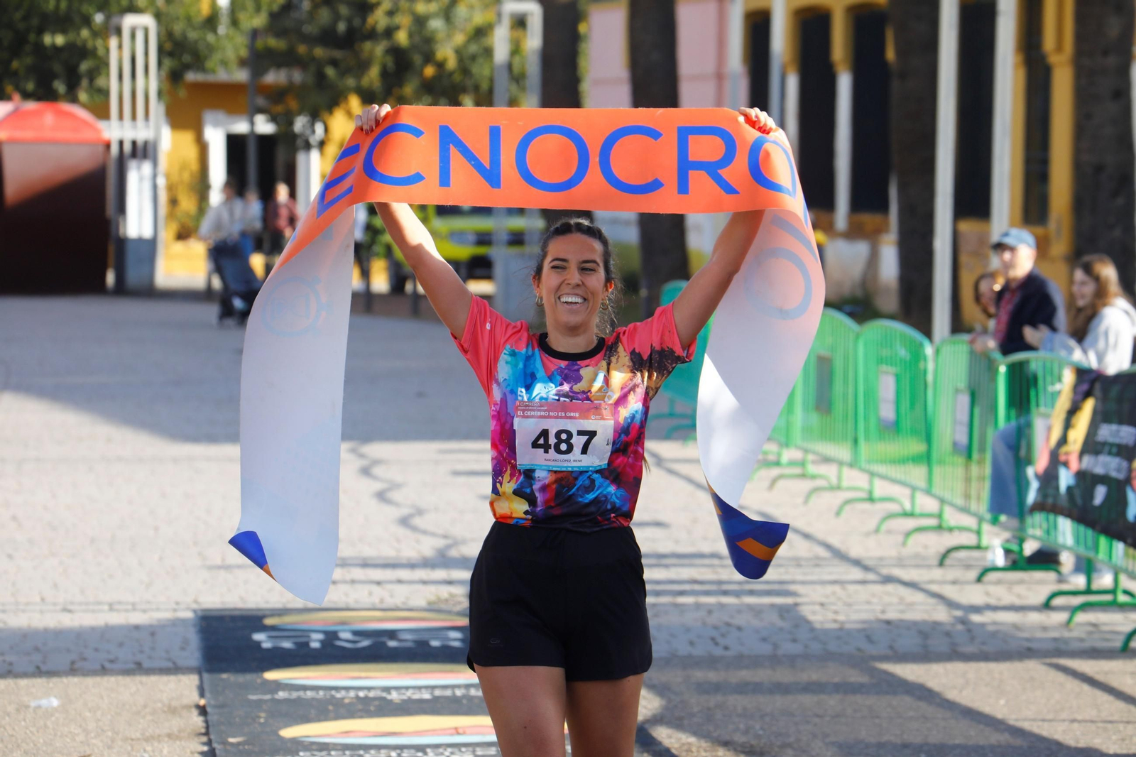 Las mejores imágenes de la carrera solidaria El cerebro no es gris contra el cáncer cerebral en Córdoba