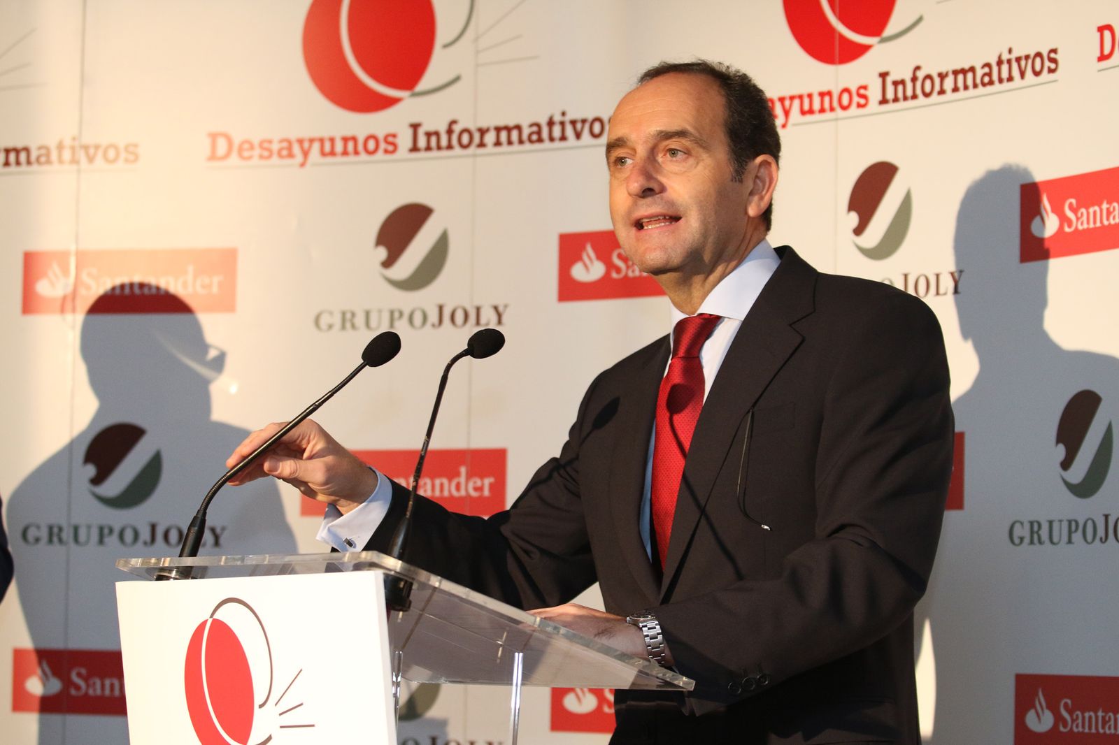 Alberto Delgado, durante un Desayuno Informativo del Grupo Joly en Almería.