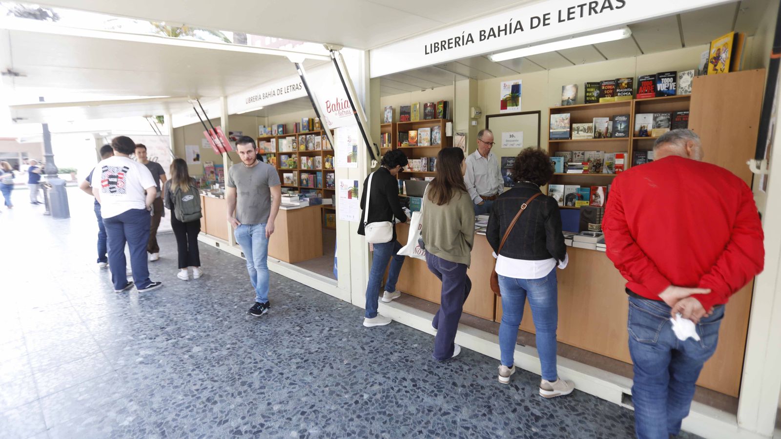 "Fotos de la Feria del Libro de La Línea"