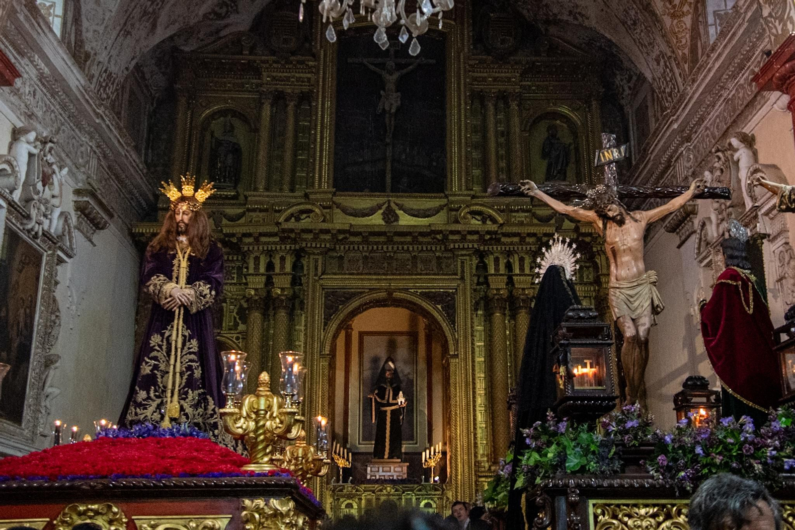 Viernes Santo en Montilla: la lluvia frustra la salida del Nazareno