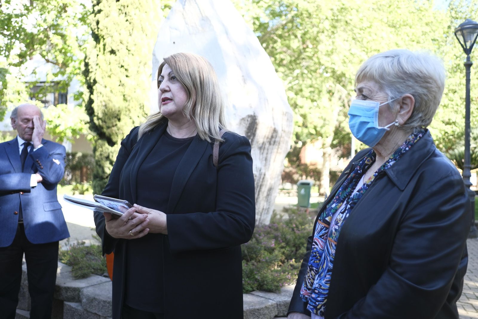 El homenaje al periodista Julio Anguita Parrado, en imágenes