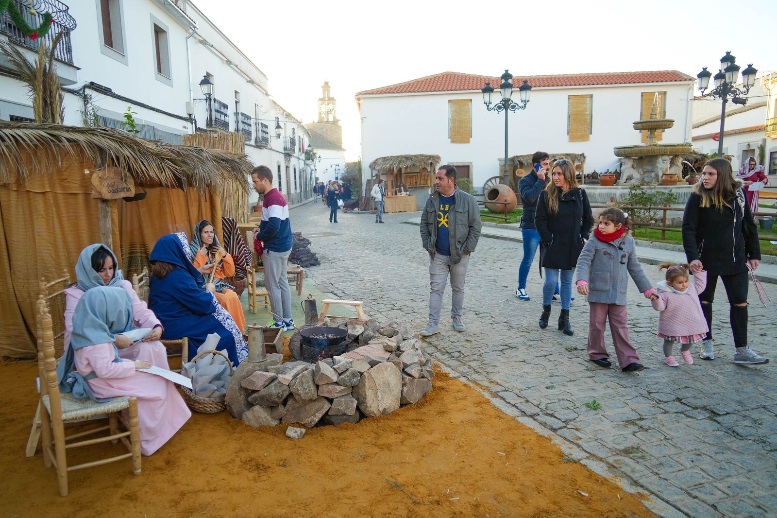 Torrecampo vive una nueva edición de su belén viviente, en imágenes