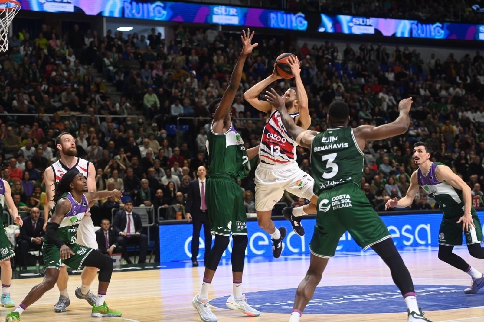 El Unicaja - Cazoo Baskonia, en imágenes
