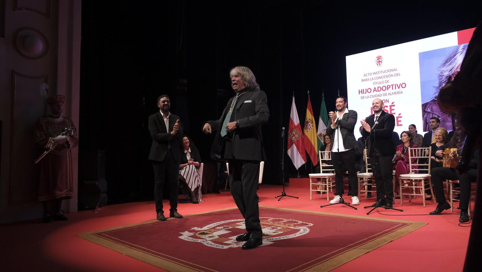 El cantaor José Mercé ya es Hijo Adoptivo de la Ciudad de Almería, en imágenes