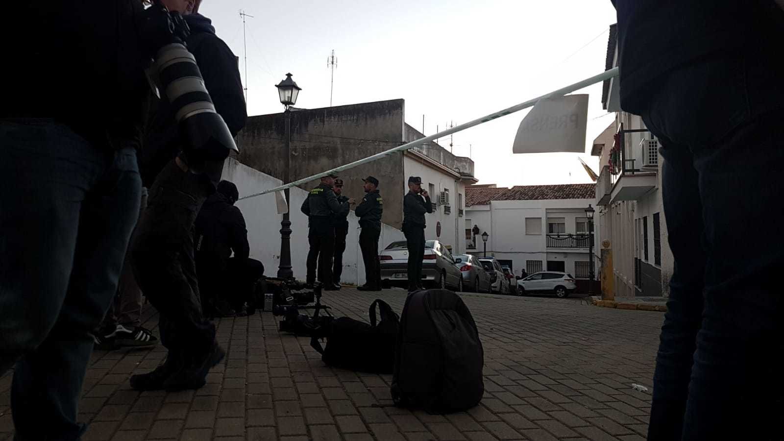 Entrada al edificio de los Juzgados de Valverde