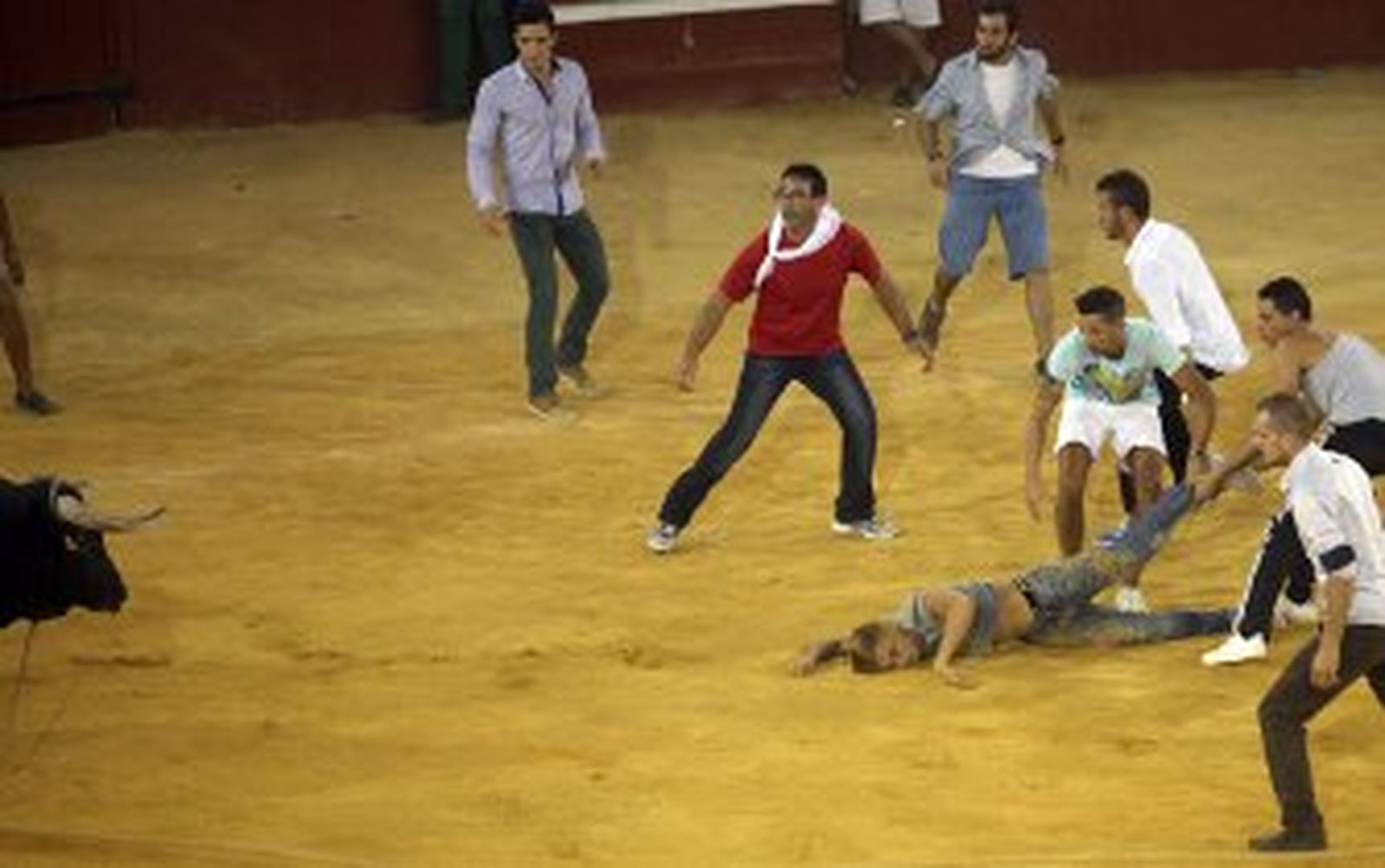 Dos heridos leves en la fiesta del Toro del Aguardiente