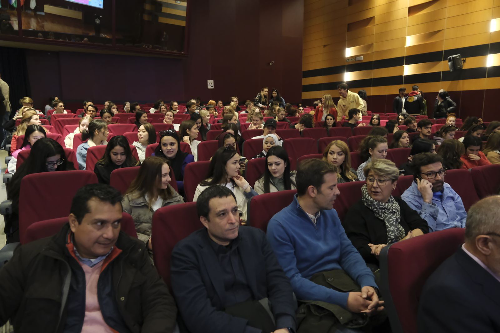 La Universidad de Córdoba celebra el 'Welcome Day' con los estudiantes Erasmus, en imágenes