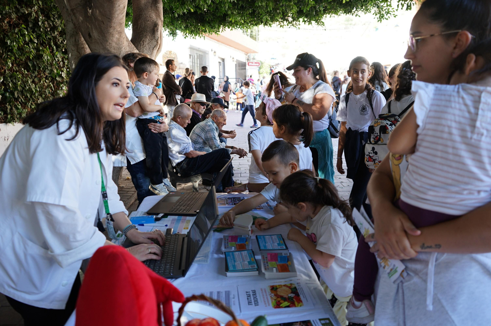 Así se vivió el multitudinario día en familia en la Villa de Vícar