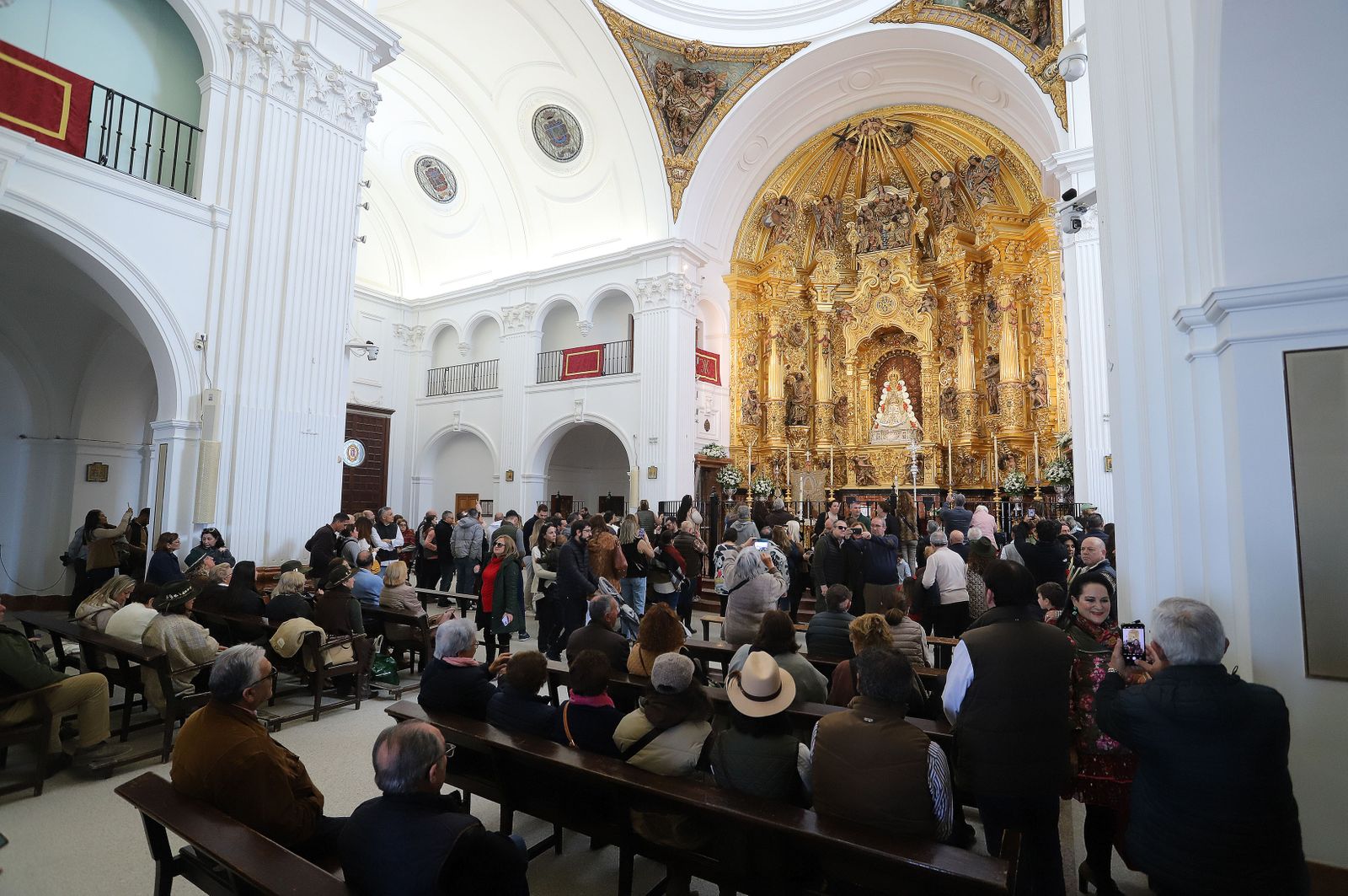 Imágenes del ambiente previo a la celebración de la Candelaria en El Rocío