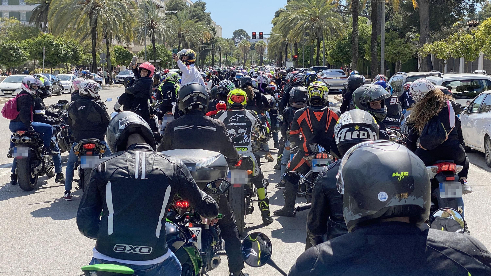 Imágenes del ambiente motero en Jerez