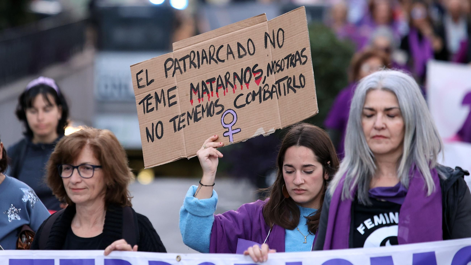 Imágenes de la manifestación del 25N 2024 en Jerez