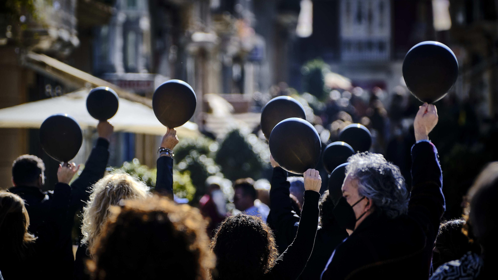 Peluqueros, peluqueras y estilistas contra la subida del IVA.