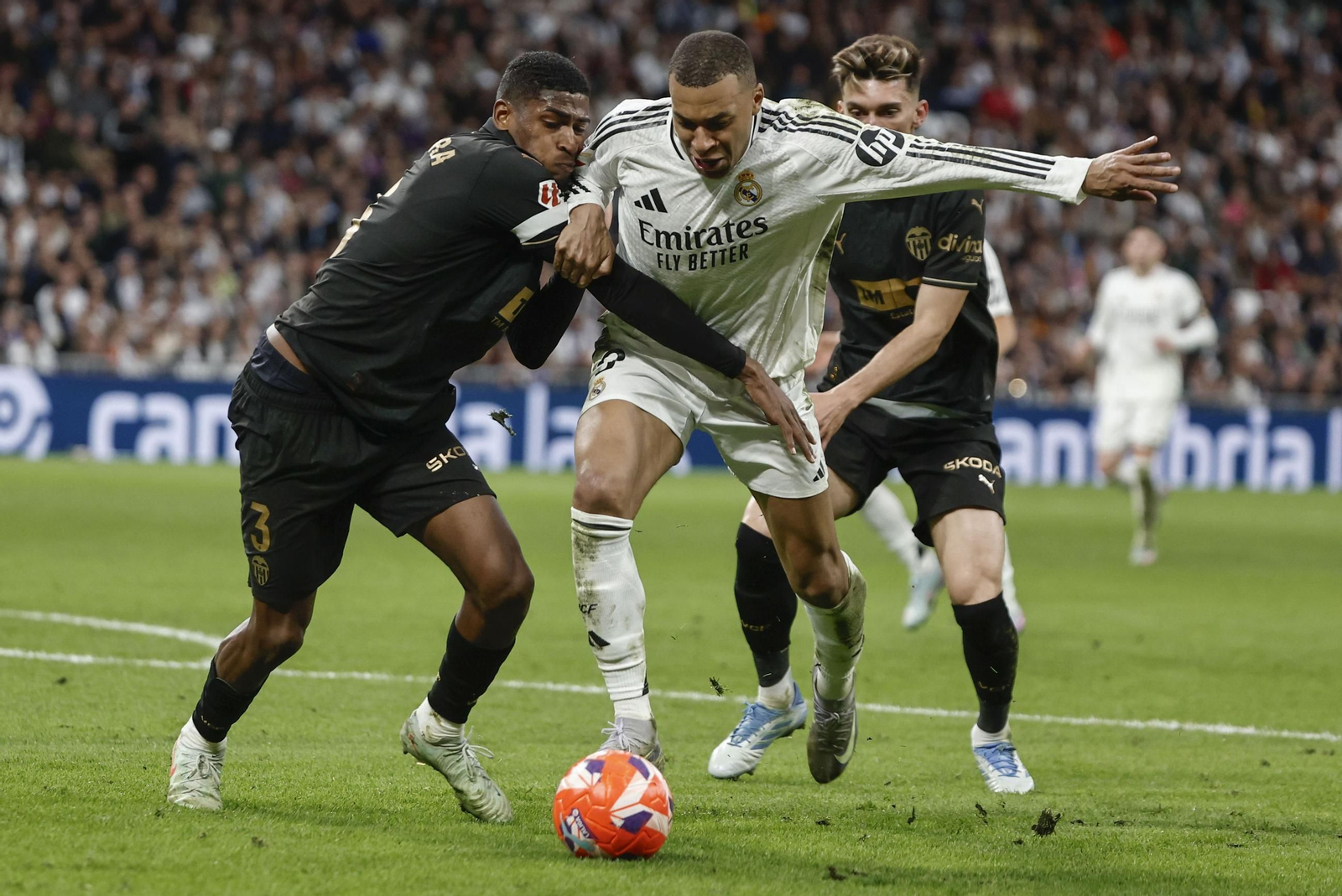 Las fotos de la derrota del Real Madrid ante el Valencia
