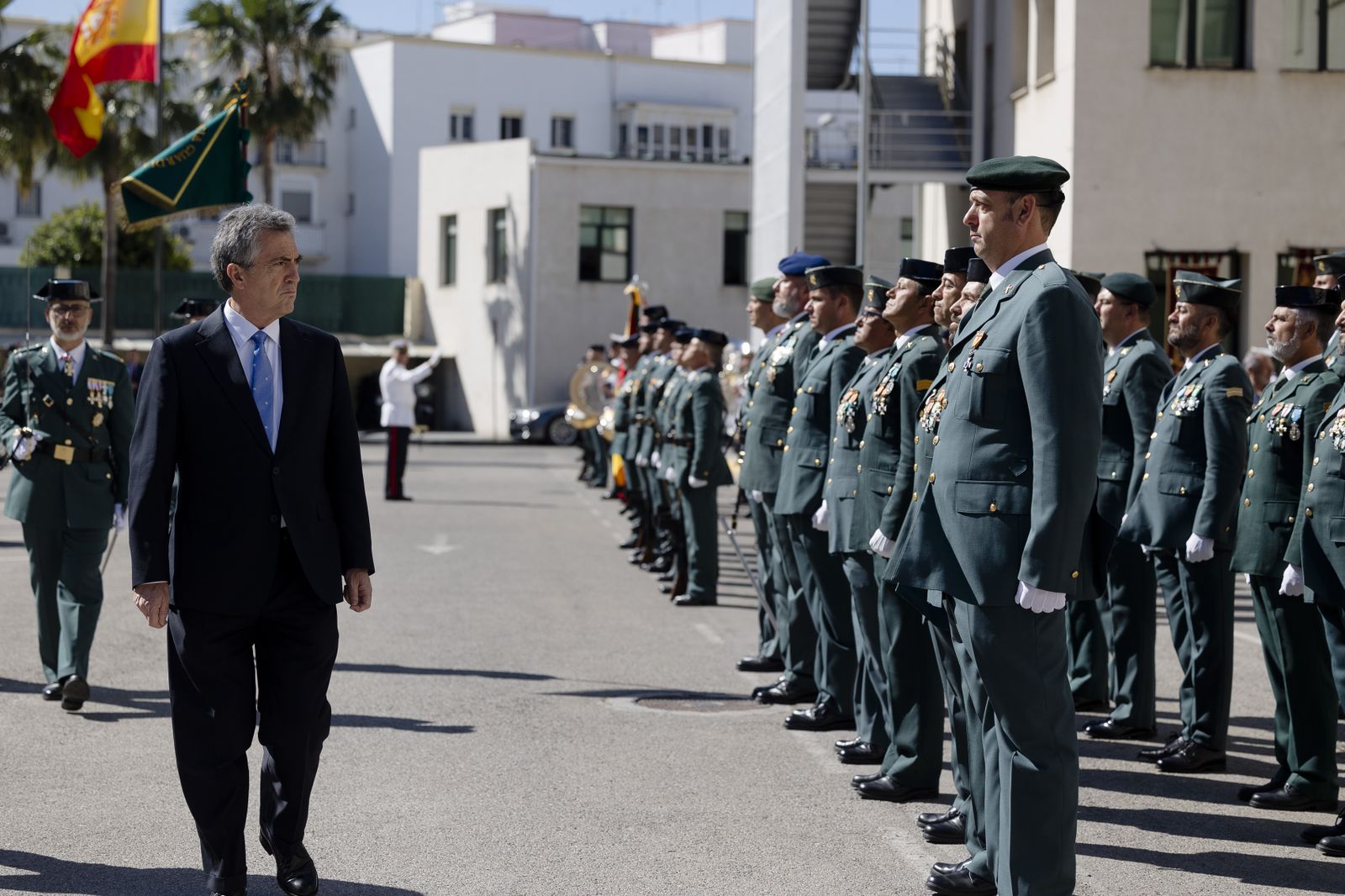 Toma de posesión del coronel Luis Martín Velasco como jefe de la Comandancia de la Guardia Civil  de Cádiz