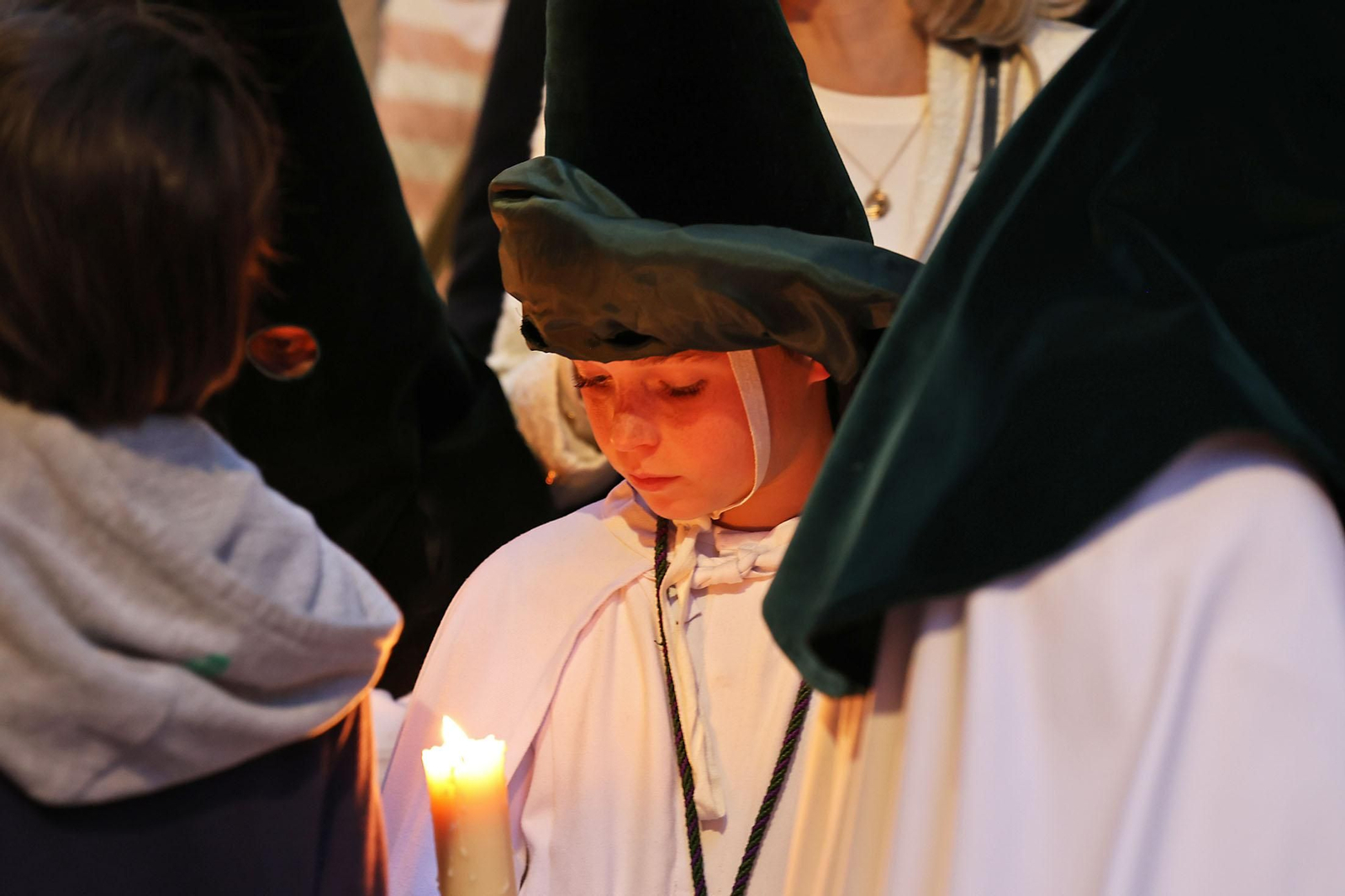 Miércoles Santo: La Hermandad de La Esperanza por las calles de Huelva