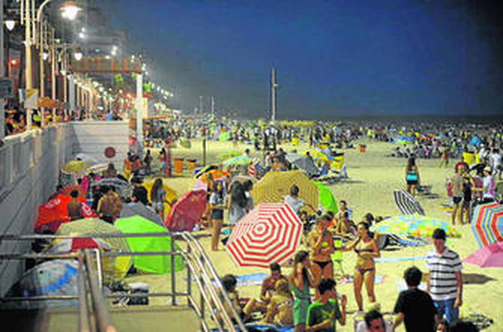 Una foto de las barbacoas de la playa del año pasado.