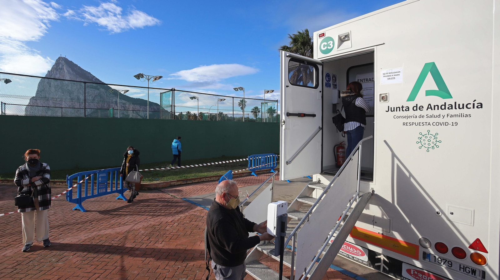 Cribados masivos en La Línea