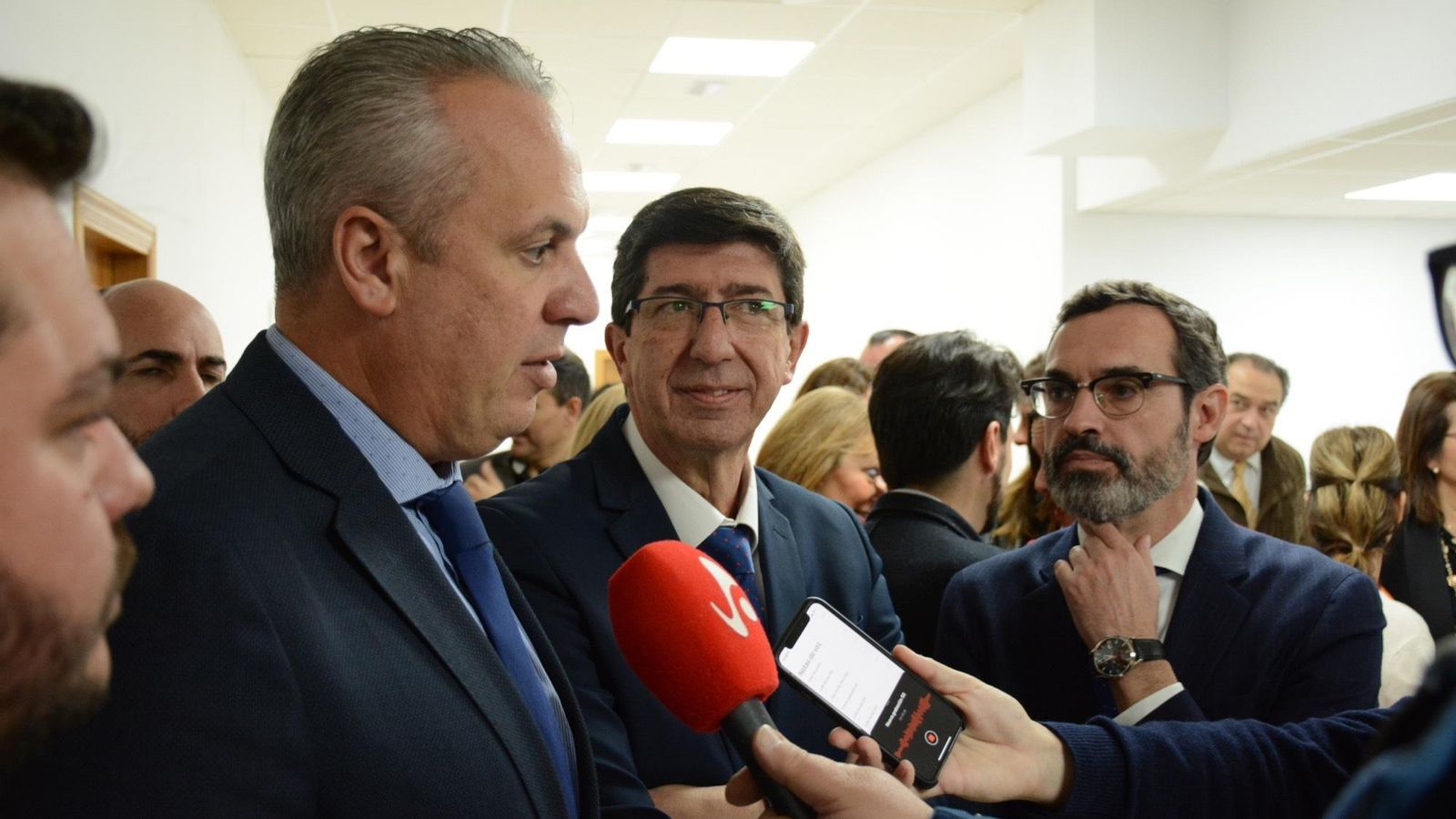 Juan Carlos Ruiz Boix y Juan Marín, este viernes.