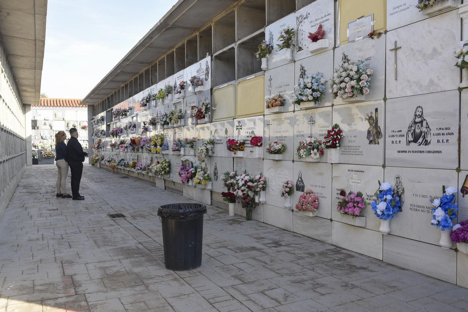 Fotos del Día de Todos los Santos en La Línea