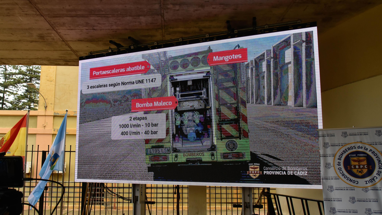 Las fotos de los nuevos vehículos autobomba del Consorcio de Bomberos