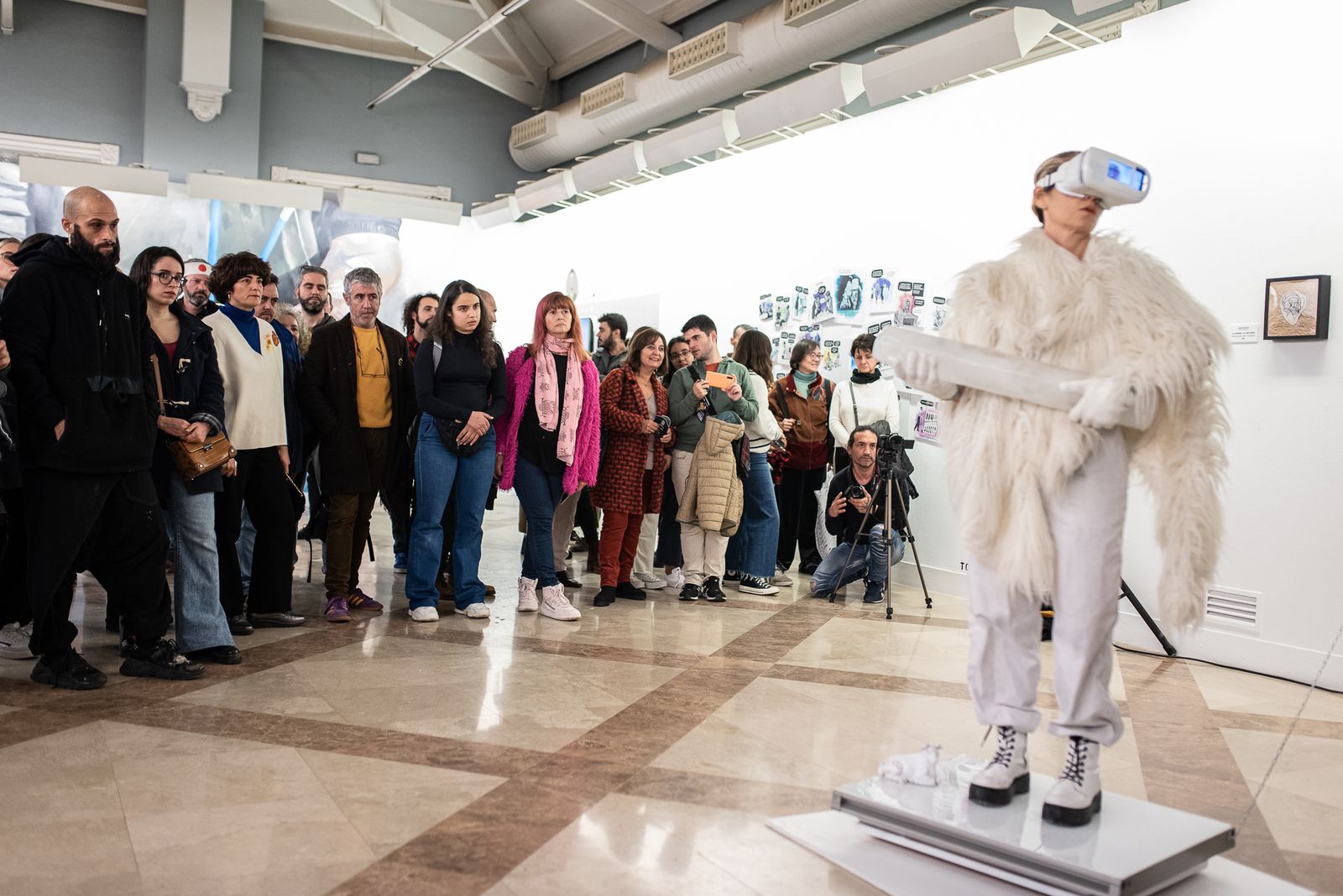 Imágenes de la inauguración de la muestra de Grafistas Onubenses
