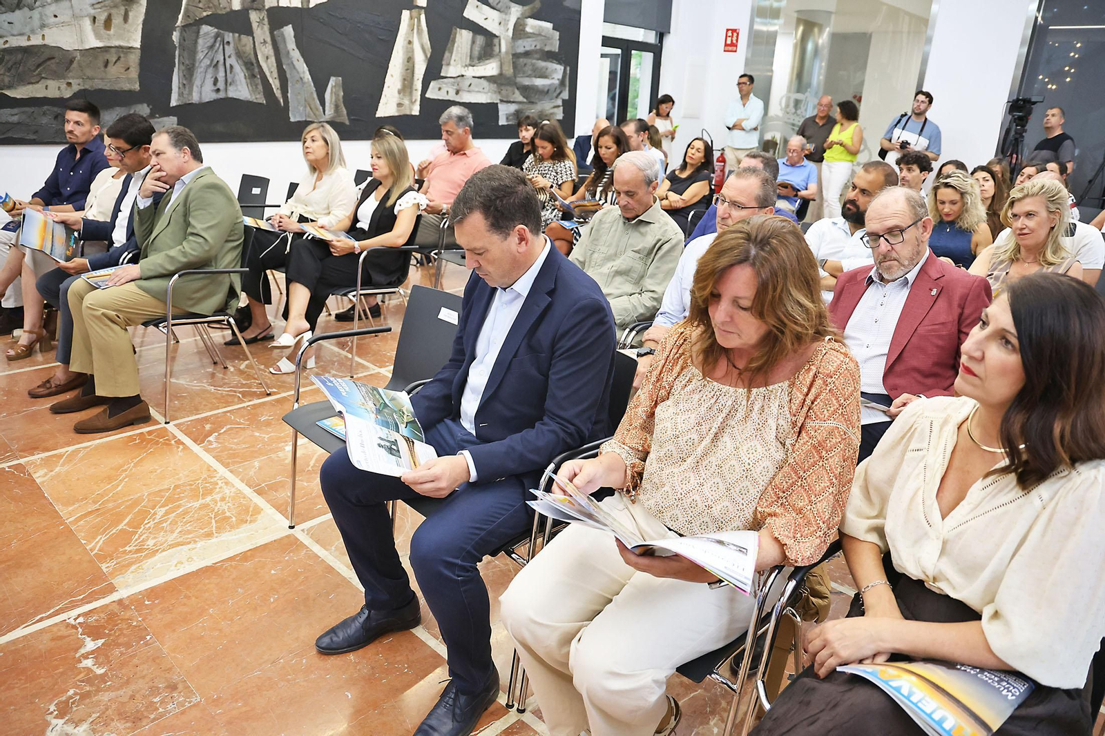 Imágenes de la presentación de la revista de Turismo "Huelva Tu Destino"