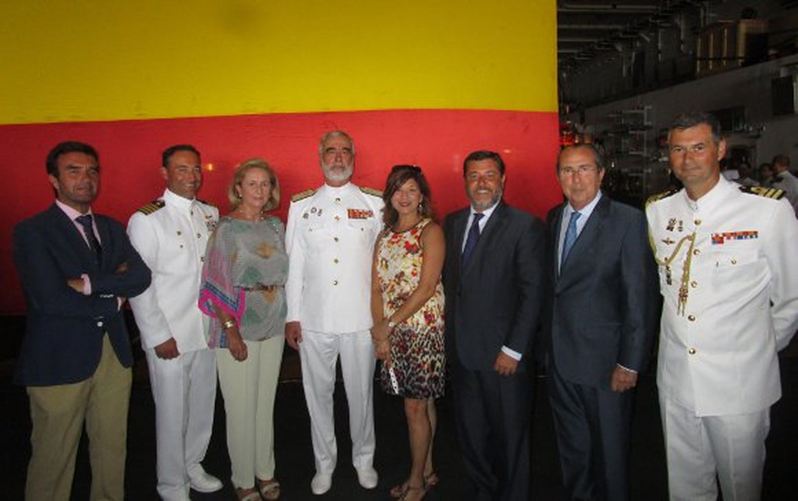 Millán Alegre, Greg Pekari, Mamen Cuquerella, el almirante Santiago Bolibar, Ebru Pekari, Alfonso Candón, Aurelio   Romero  y Manolo Cervera.

Foto: Ignacio Casas de Ciria
