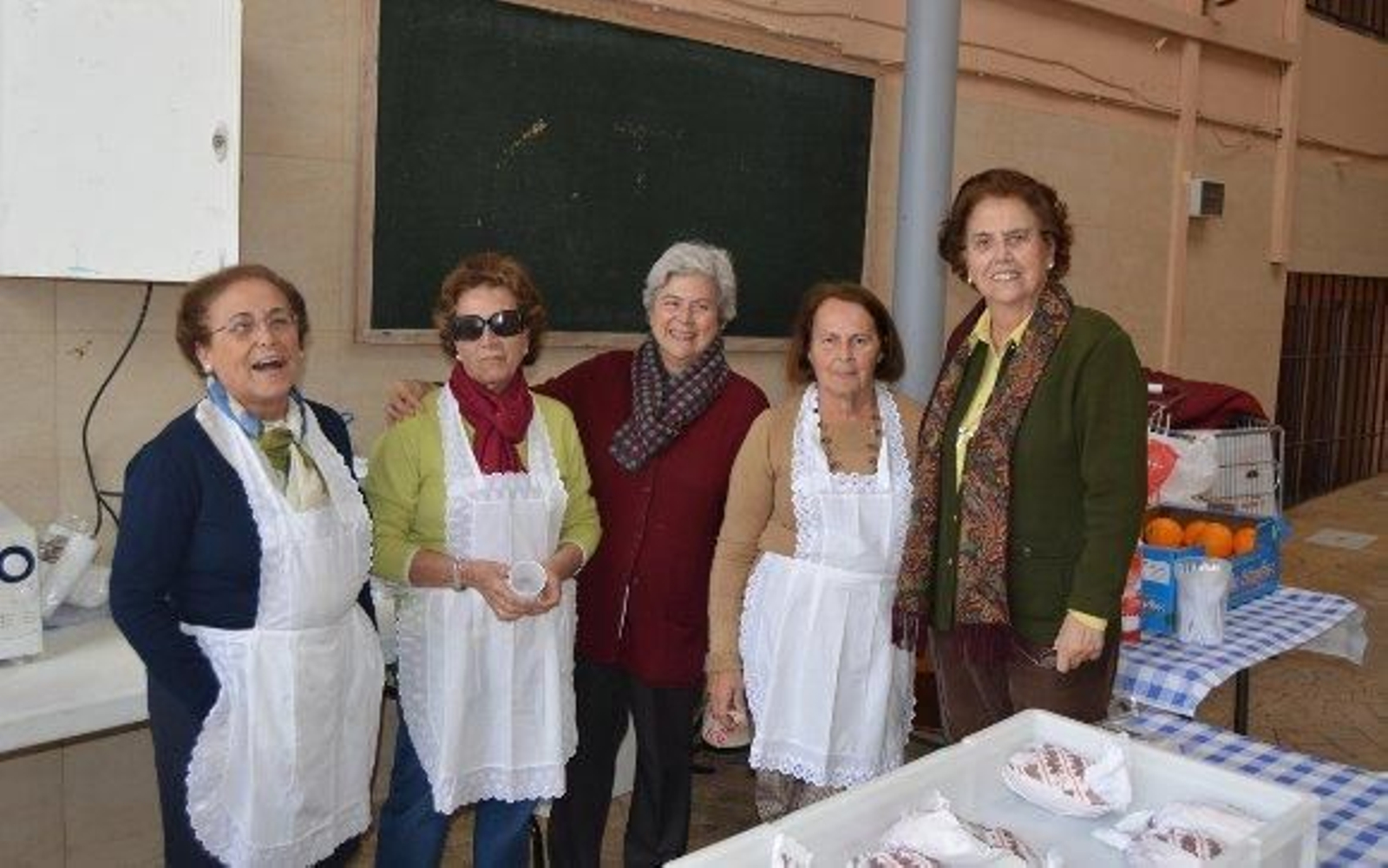 María Jesús Cózar, Magdalne Bugallal, María José Tuñón, Ana Toledano y Gloria Medialdea.

Foto: Ignacio Casas de Ciria